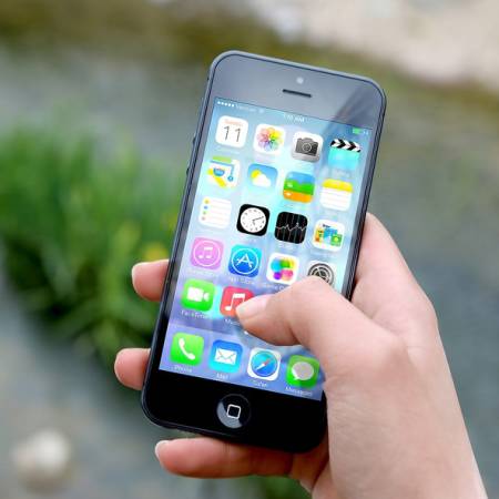hand-apple-iphone-smartphone-large
